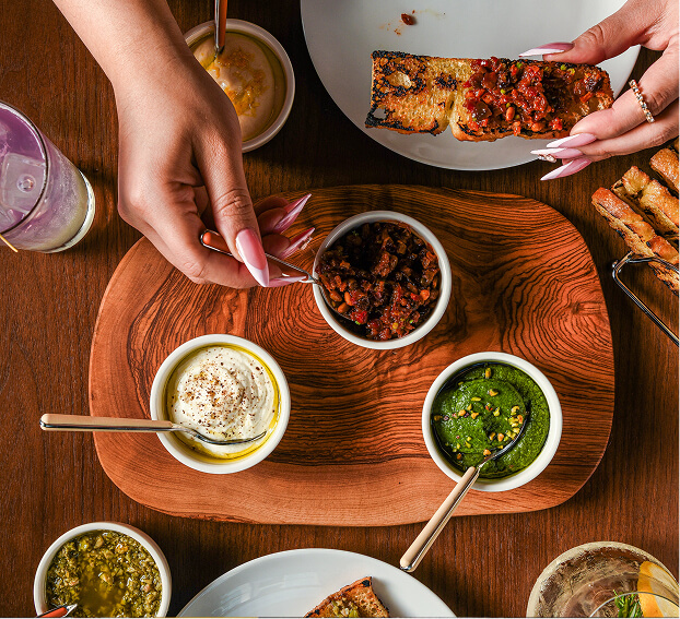 Acqua Bistecca, Estero Bay